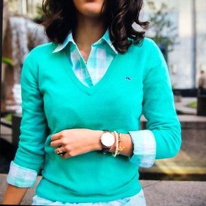 Vineyard Vines sweater